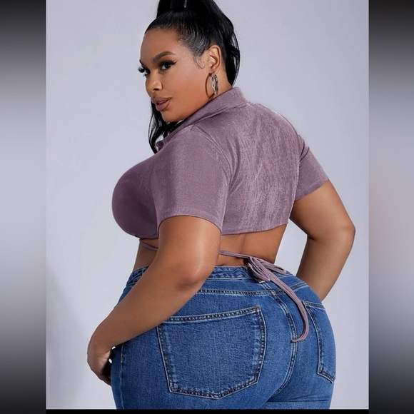 Purple button crop top NEW - Picture 2 of 5